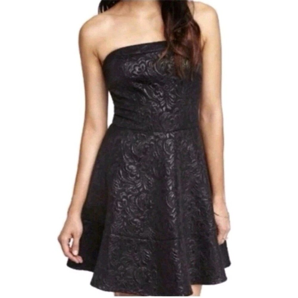 Express Black Metallic Jacquard Strapless Fit Flare Prom Dress Sz 6 Mini